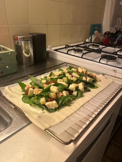 Spinat-Käseroulade vorbereitet