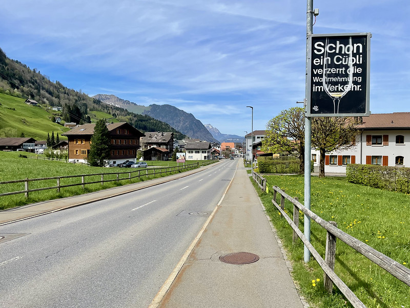 Emmettens Warnung vor dem Cüpli