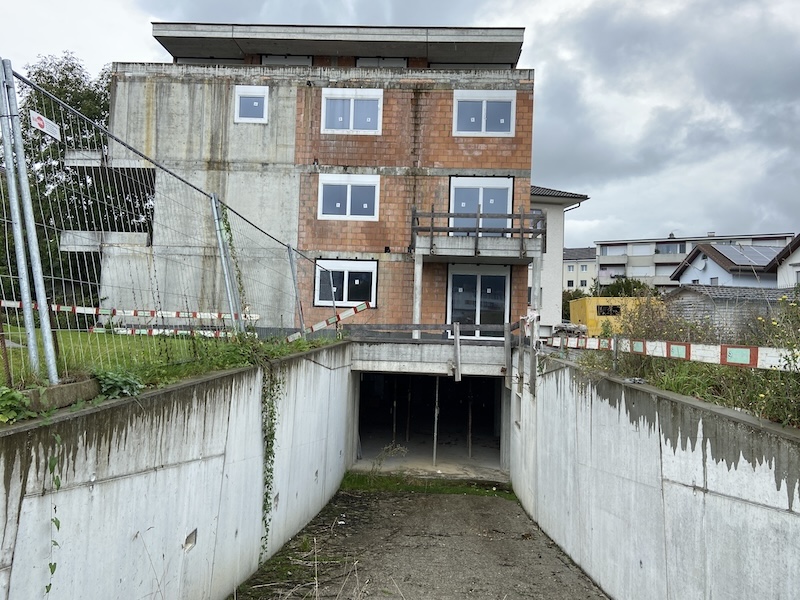 Stillgelegte Baustelle in Niedergösgen