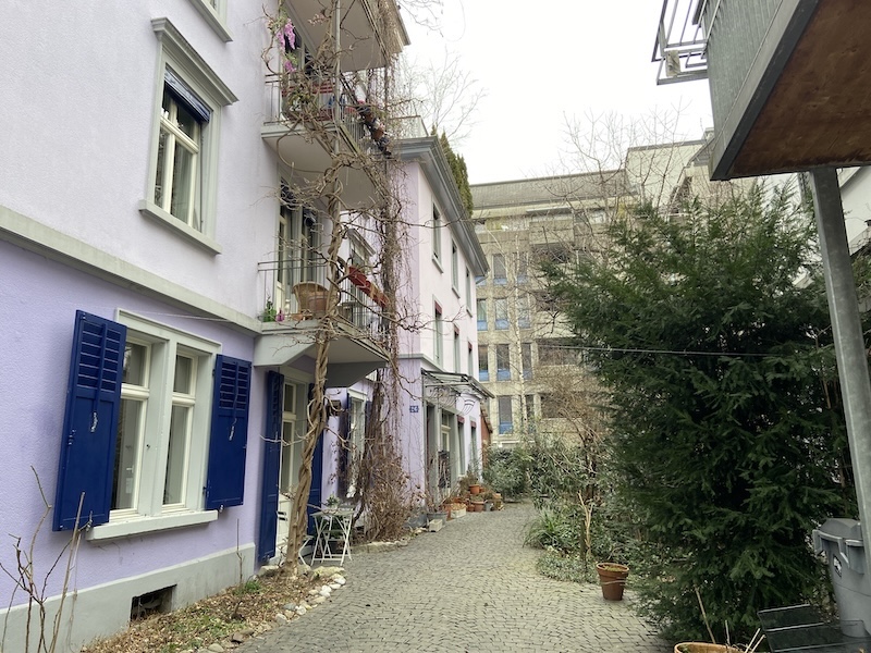 Hinterhöfe als schöne Begegnungsstätten