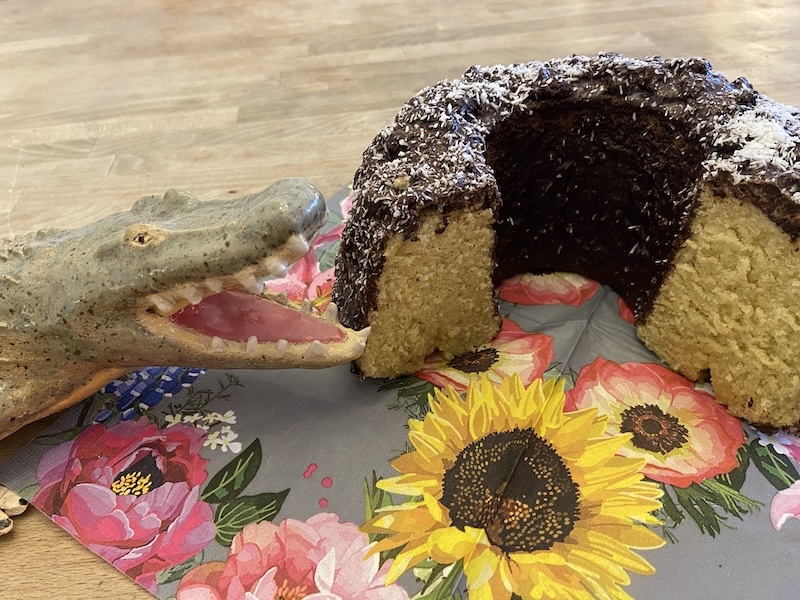 Auch Krokodile lieben den Eiercognac-Gugelhopf (Foto: ZN)