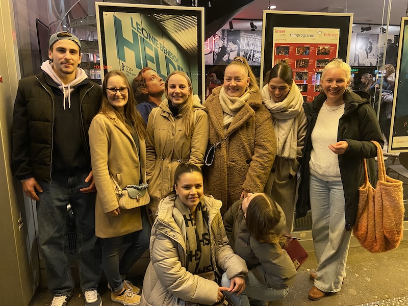 Gruppenbild mit «Heldin» – (Fotos: ZN)