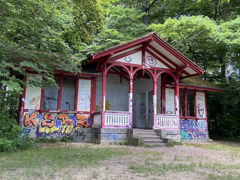 Pavillon auf dem Burghölzli-Hügel