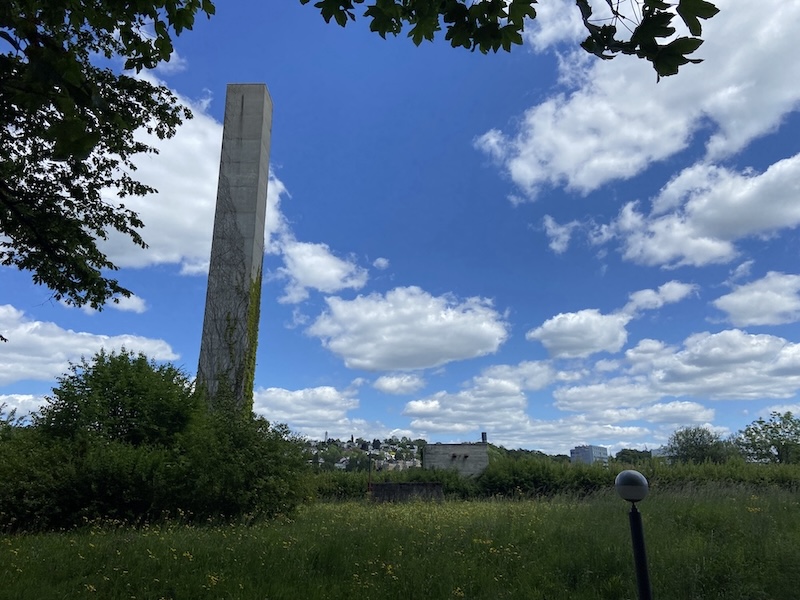 Der Kamin, zur Adventszeit mit einem strahlenden Stern