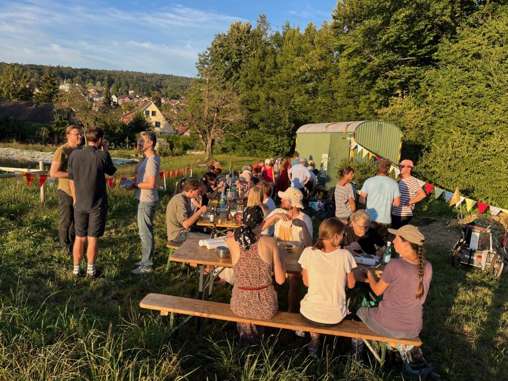 Nach der Arbeit geselliges Beisammensein
